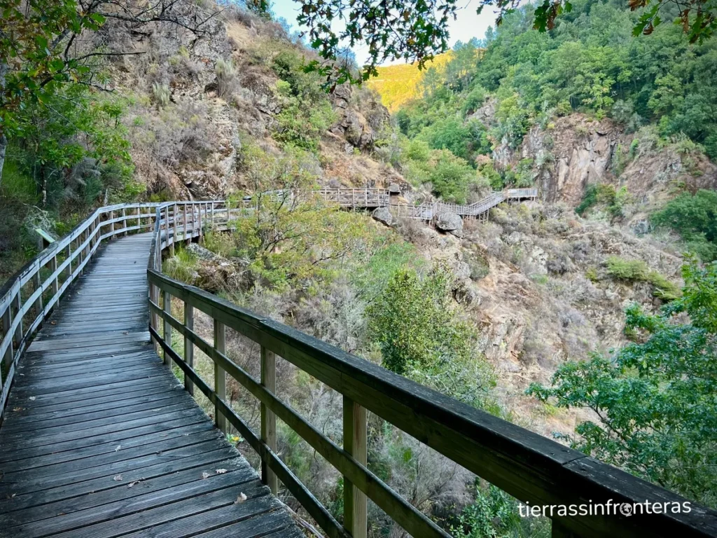 sendero de la ribera sacra
